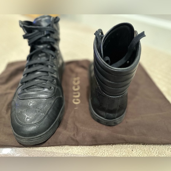 Gucci Black Leather GG Sneakers - Picture 3 of 7